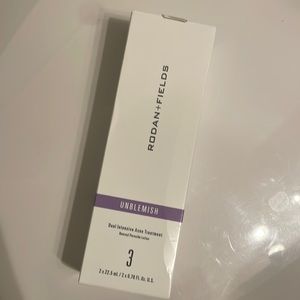 Rodan + Fields unblemish dual intensive acne treatment